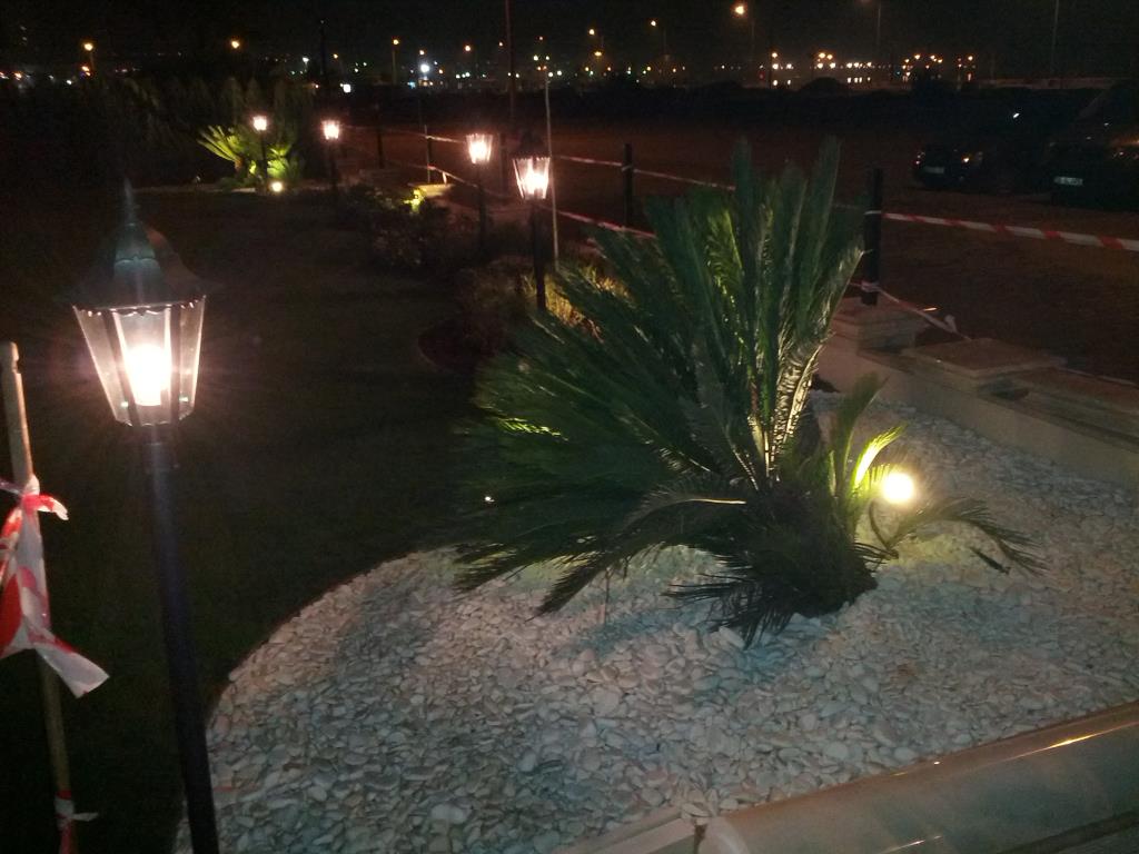 Mavişehirde Villa Bahçe Aydınlatma Montajımız